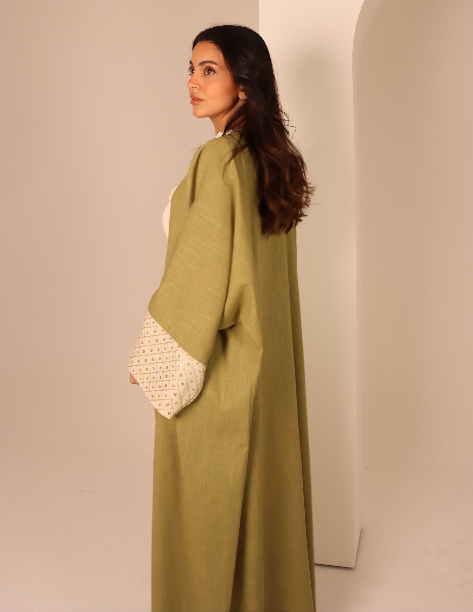Jenin Abaya — Pistachio